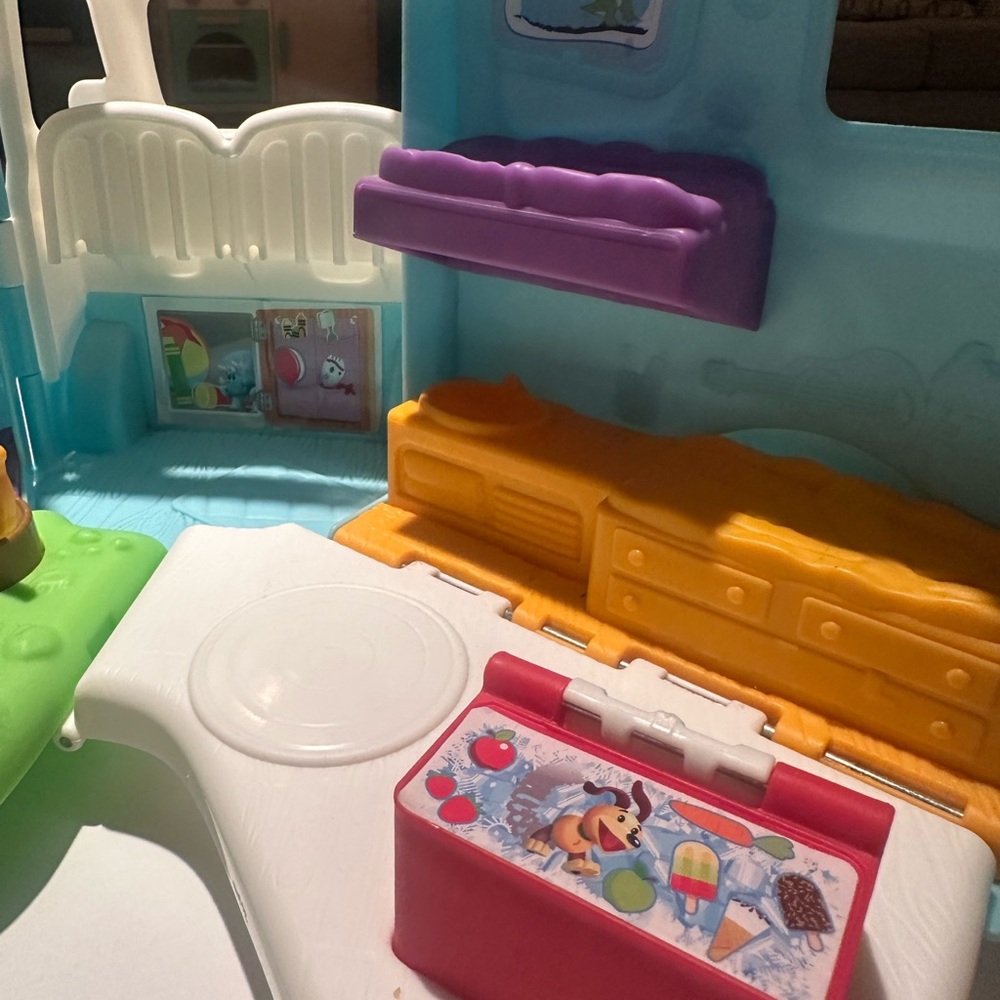 Fisher-Price Little People Toy Story Jessie’s RV Camper - Picture 7 of 9